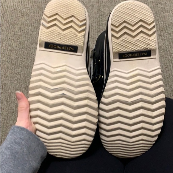 Sorel black waterproof boots - Picture 5 of 7